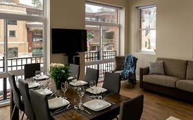 Lake Placid Inn: Main Street